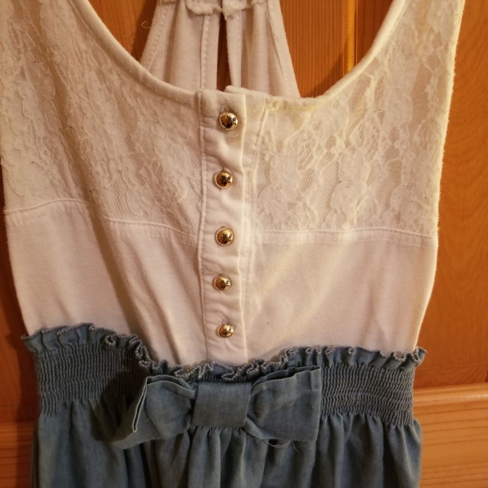 Dress - Picture 2 of 8
